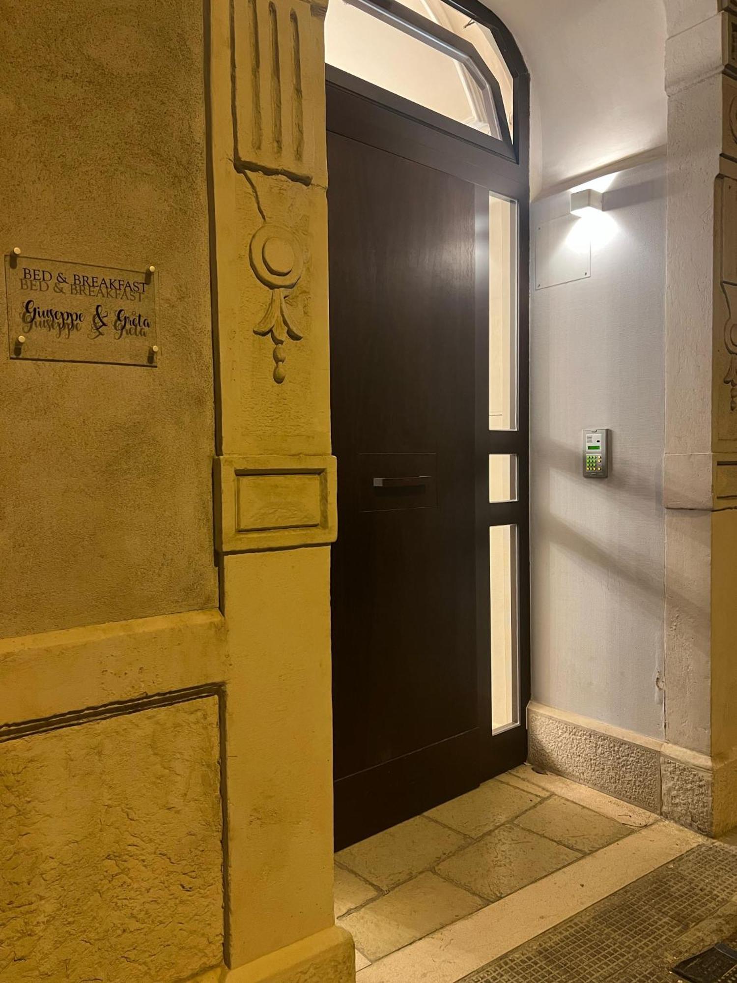 Giuseppe & Greta Bed & Breakfast Бари Екстериор снимка